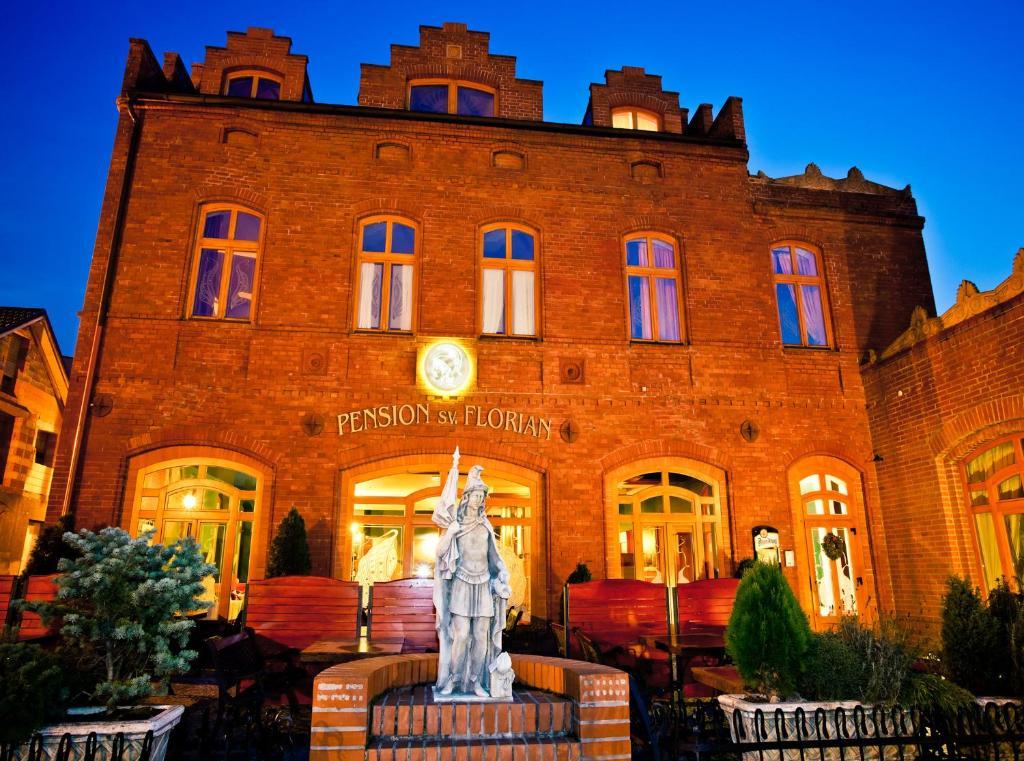 Pension Sv. Florian Hlucin Exterior foto